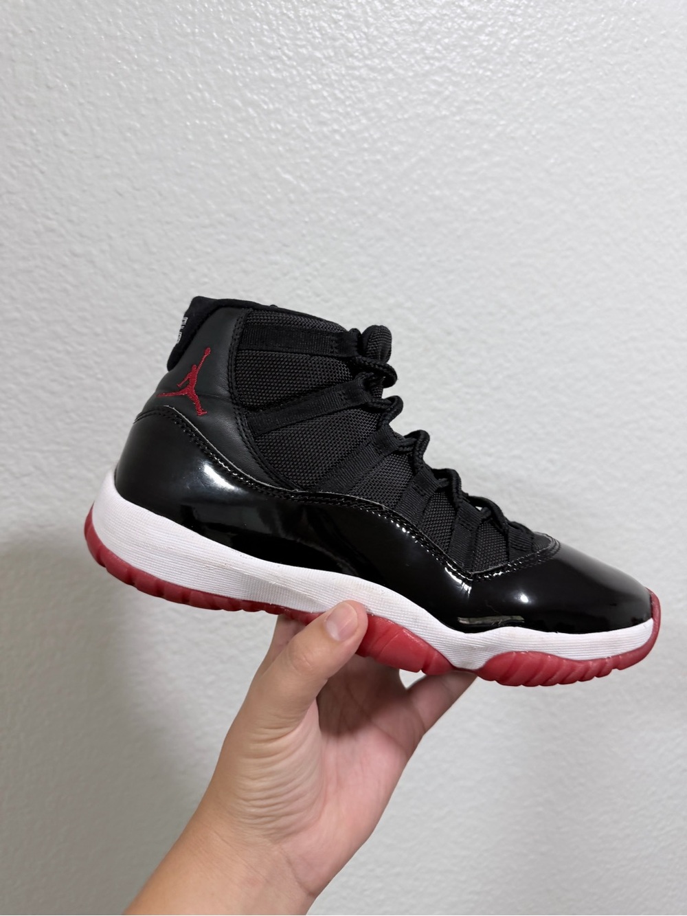 Jordan retro 11 bred